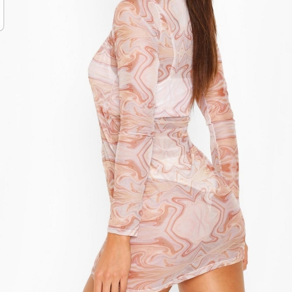 Marble Mesh Coverup - Picture 4 of 4